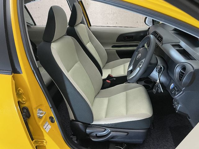 Toyota AQUA 2014-03 191352-10