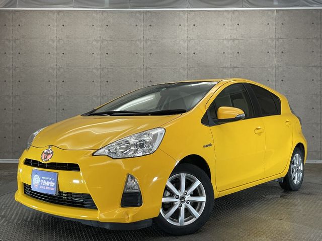 Toyota AQUA 2014-03 191352-0