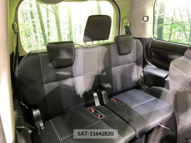 Toyota VOXY 2014-10 215338-10