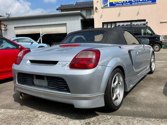 Toyota MR-S 1999-10 18608-4