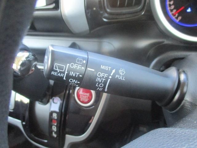 Honda N BOX CUSTOM 2013-01 185221-11