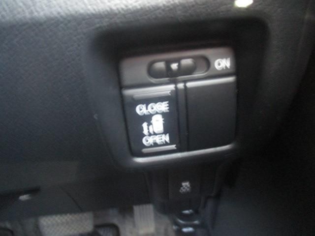 Honda N BOX CUSTOM 2013-01 185221-16