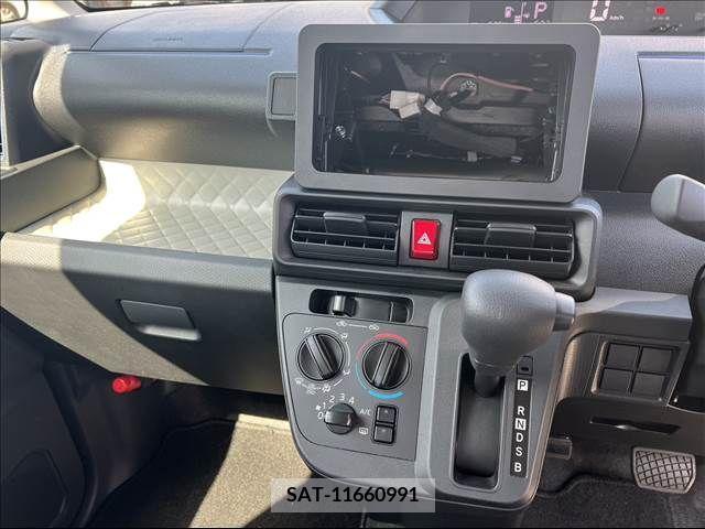 Daihatsu TANTO 2022-05 287062-20