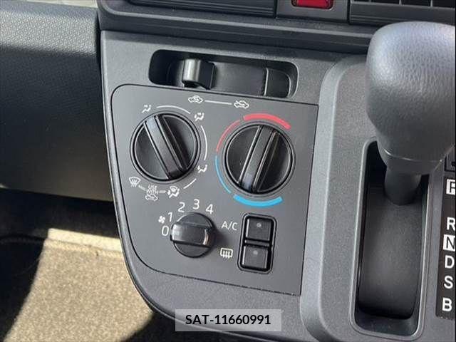 Daihatsu TANTO 2022-05 287062-23