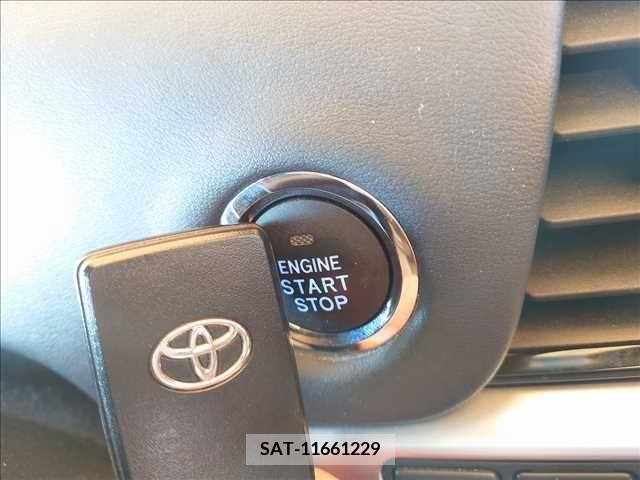 Toyota ESTIMA 2017-03 210868-15