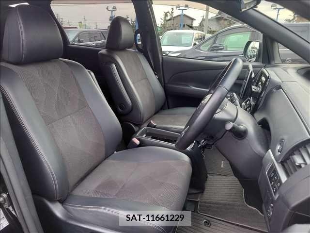 Toyota ESTIMA 2017-03 210868-7