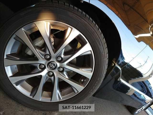 Toyota ESTIMA 2017-03 210868-10
