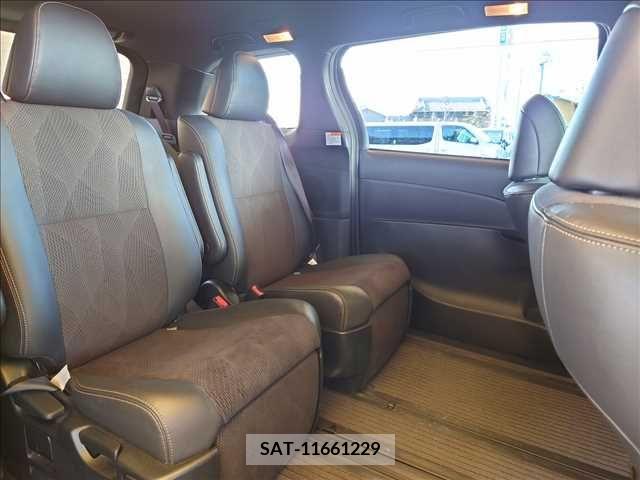 Toyota ESTIMA 2017-03 210868-8
