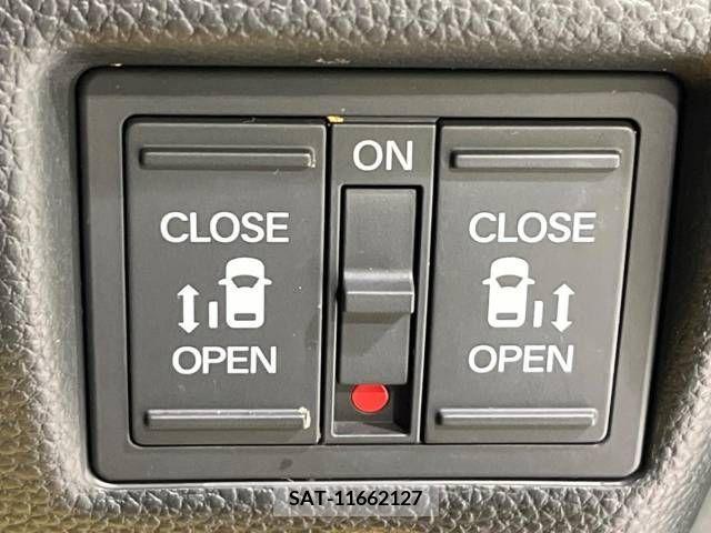Honda N BOX CUSTOM 2019-11 225172-5