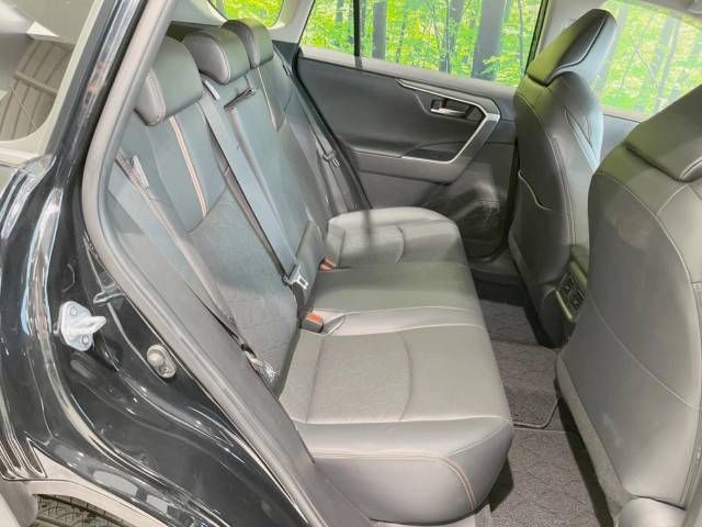Toyota RAV4 2020-10 15648-9