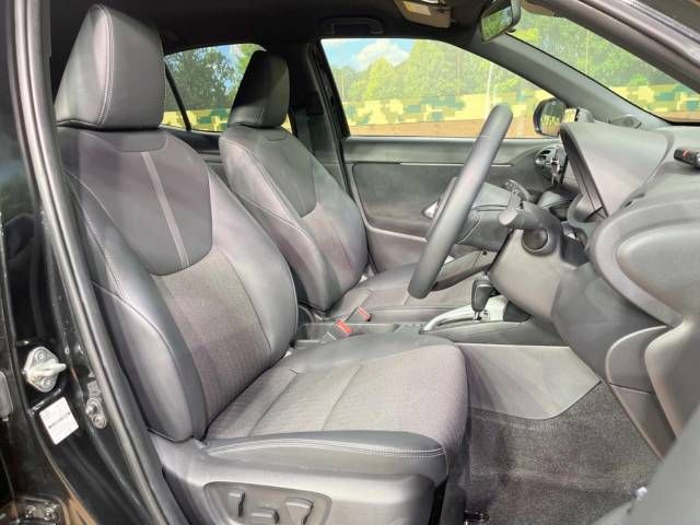Toyota YARIS CROSS 2023-04 21850-9