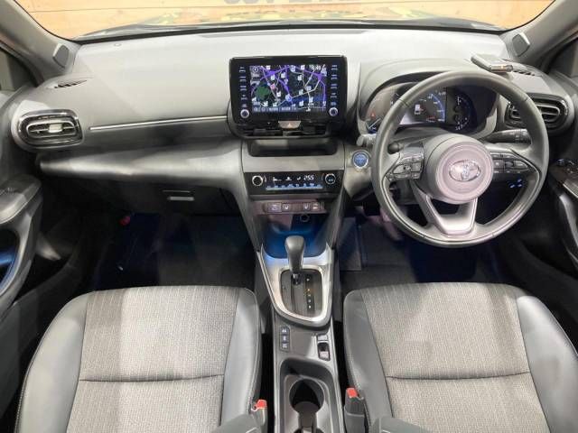 Toyota YARIS CROSS 2023-04 21850-1