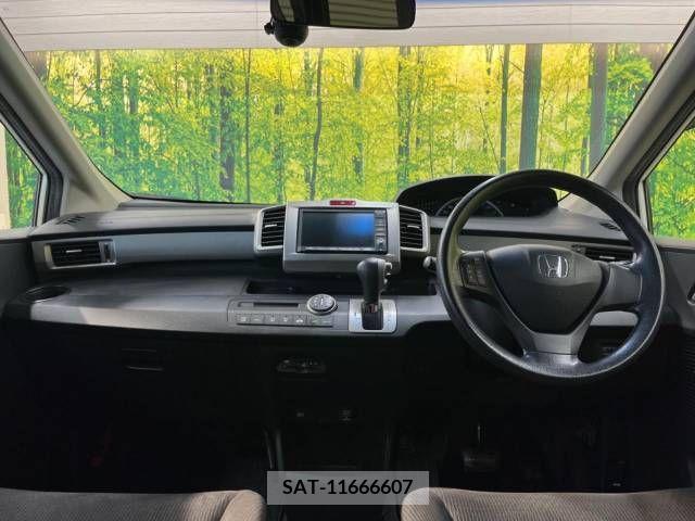 Honda FREED 2011-10 302822-1