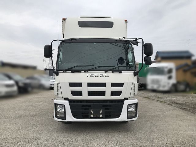 Isuzu GIGA 2014-02 4037-11