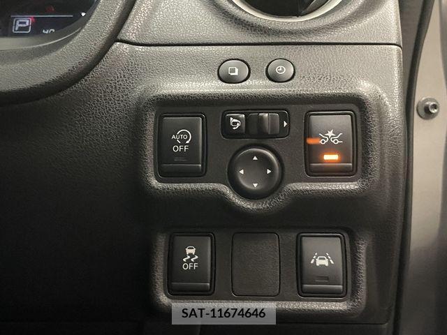 Nissan NOTE 2016-06 365382-21