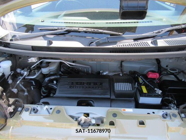 Daihatsu WAKE 2018-02 310579-11