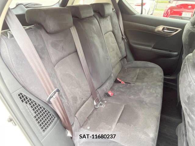 Lexus CT 2014-03 276405-8