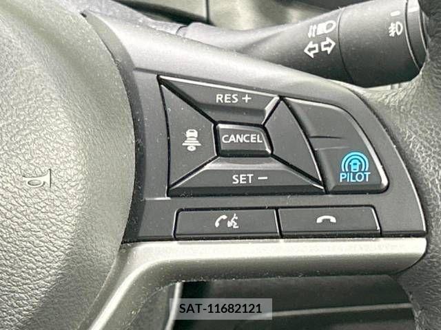 Nissan SERENA 2022-09 284183-5