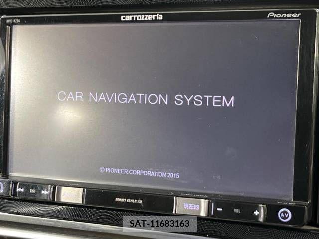Toyota SIENTA 2016-07 379696-2