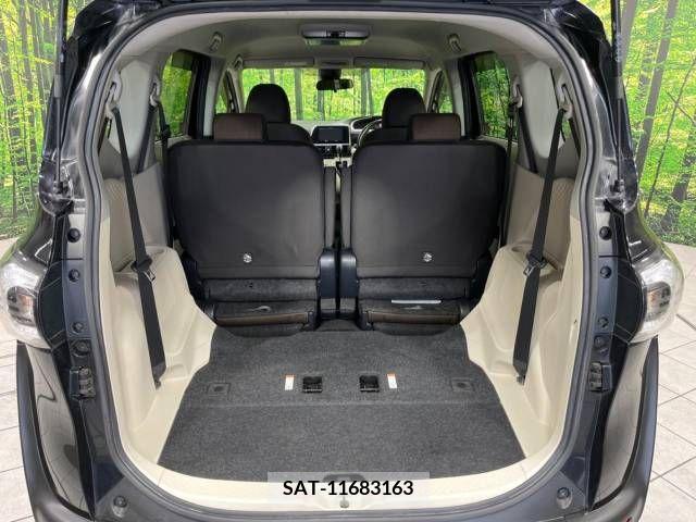 Toyota SIENTA 2016-07 379696-10
