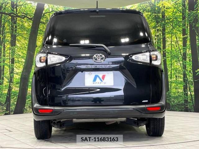 Toyota SIENTA 2016-07 379696-15