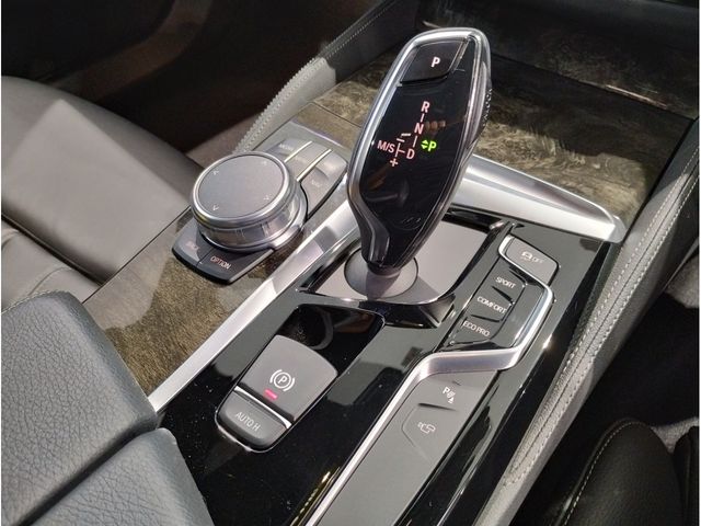 Bmw 5 SERIES 2018-11 7864-16