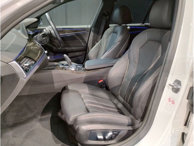 Bmw 5 SERIES 2018-11 7864-20