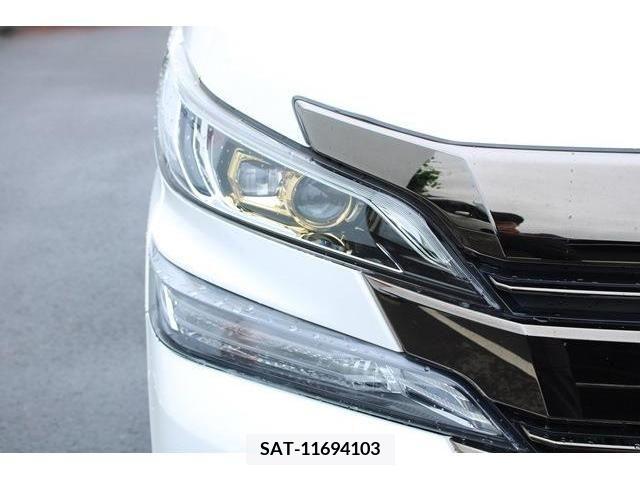 Toyota VELLFIRE 2017-06 386532-10