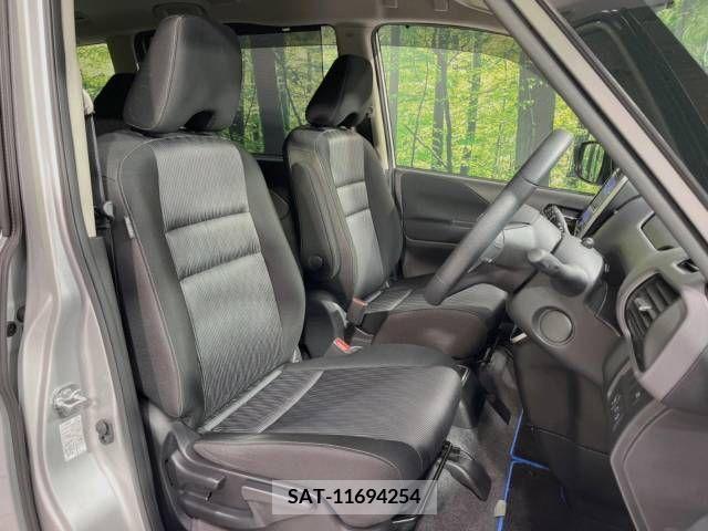 Nissan SERENA 2020-06 284195-8