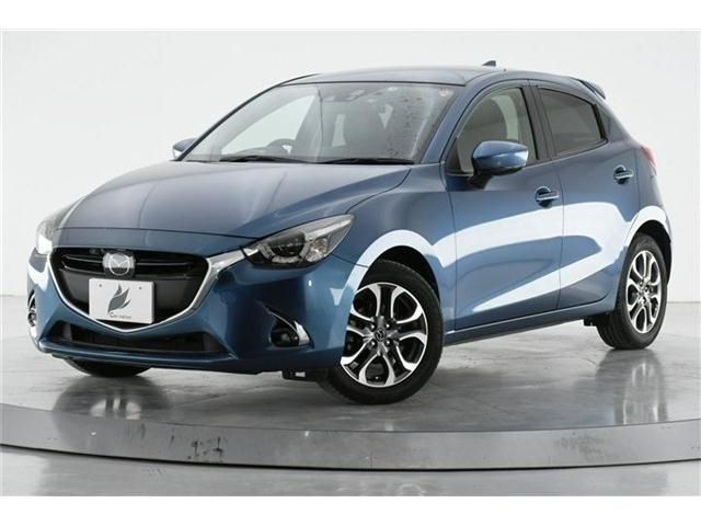 Mazda DEMIO 2017-06 11277-0