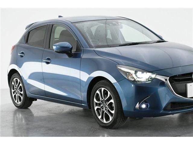 Mazda DEMIO 2017-06 11277-6