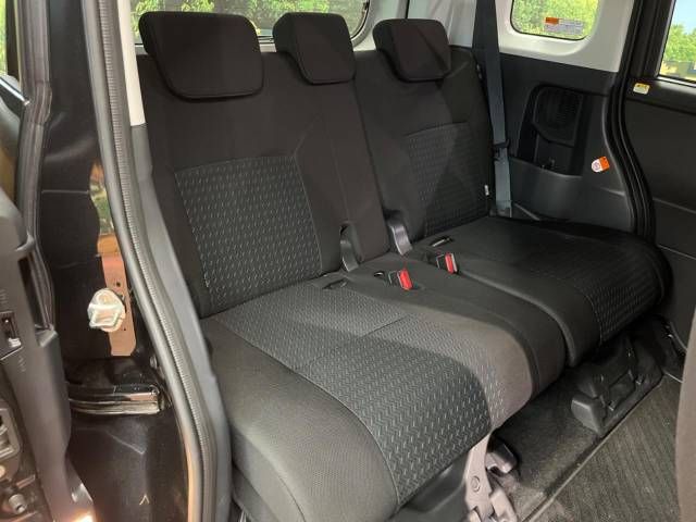 Toyota ROOMY 2021-03 15783-10