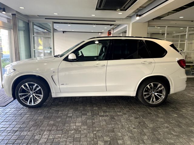 Bmw X5 2018-12 16492-5