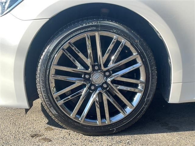 Toyota CROWN SEDAN 2014-01 1611-11