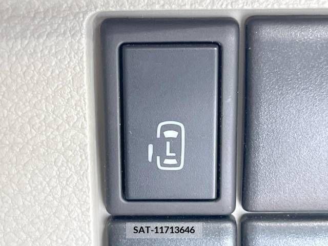 Suzuki SPACIA 2013-11 368563-3