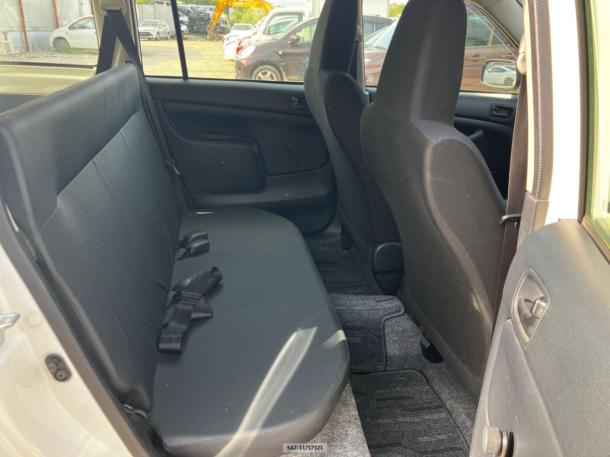 Toyota SUCCEED VAN 2017-04 258326-10