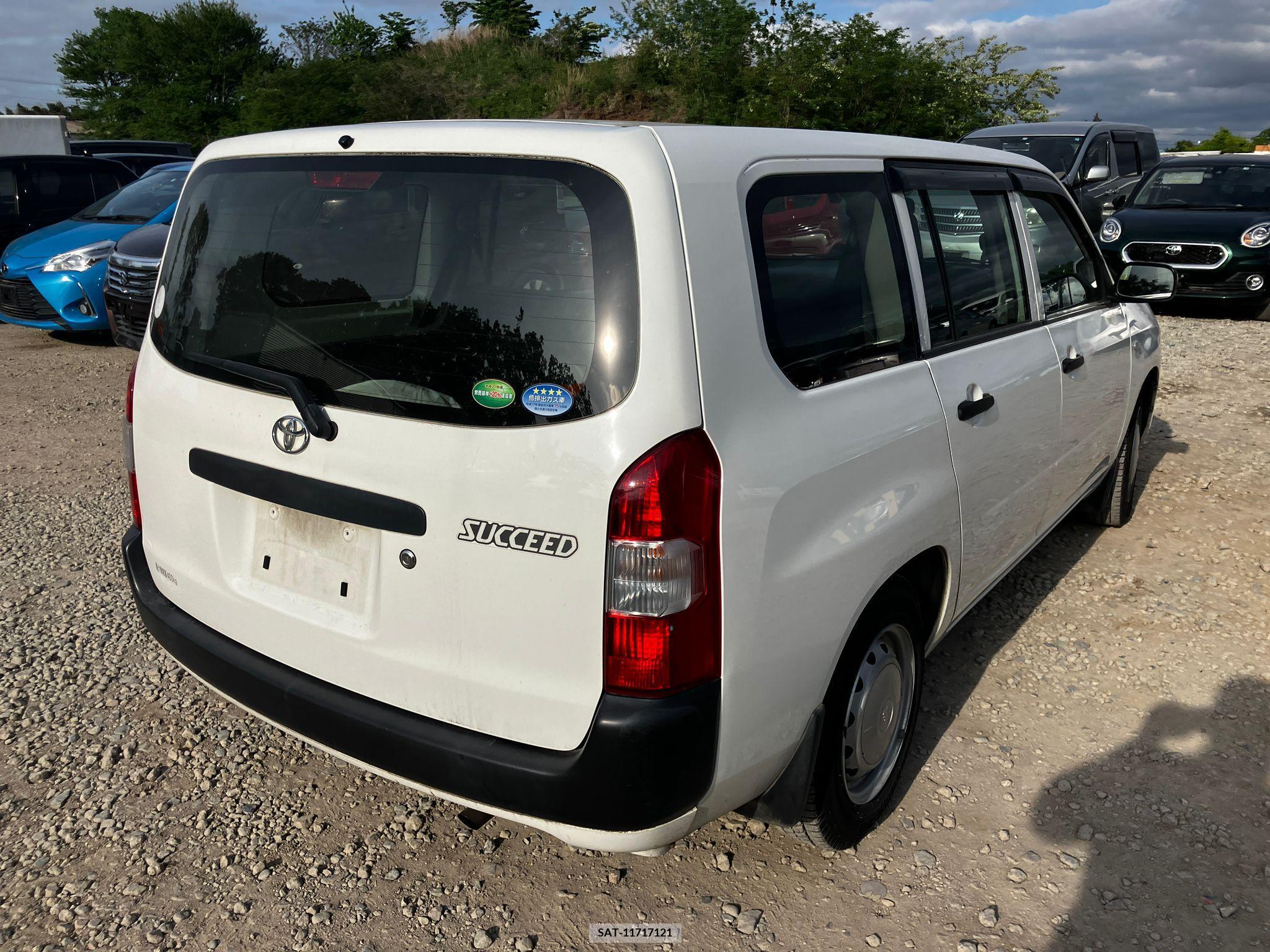 Toyota SUCCEED VAN 2017-04 258326-2