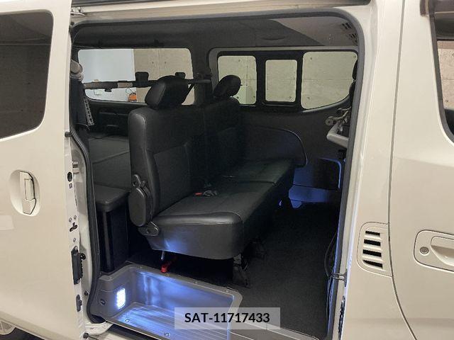 Nissan NV350 Caravan 2017-04 280562-10