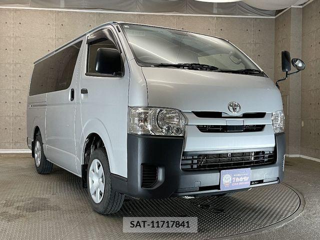 Toyota HIACE VAN 2020-03 375792-3
