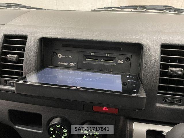 Toyota HIACE VAN 2020-03 375792-18