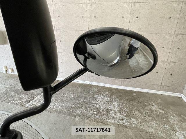 Toyota HIACE VAN 2020-03 375792-24