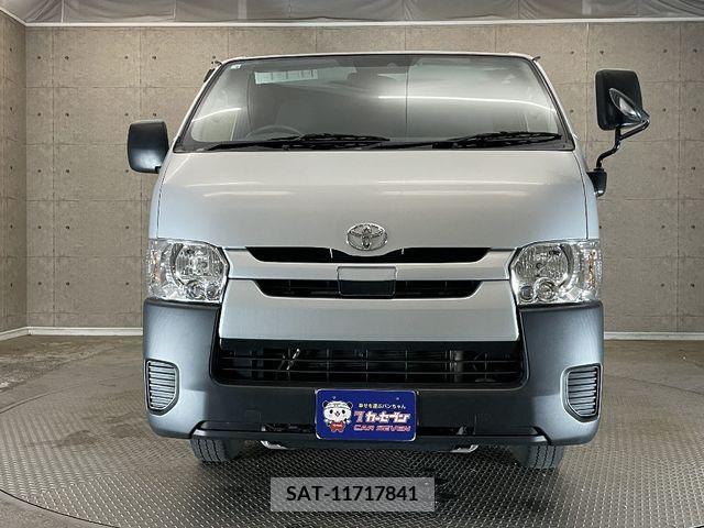 Toyota HIACE VAN 2020-03 375792-4