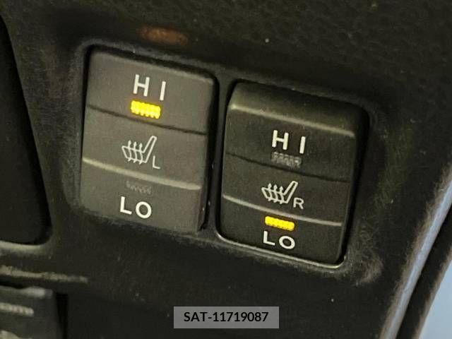 Toyota NOAH HYBRID 2019-10 322858-7
