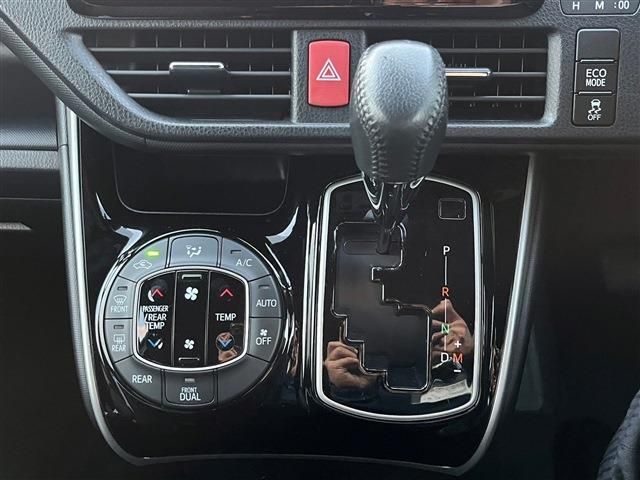 Toyota VOXY 2019-12 27477-19