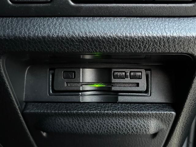 Toyota VOXY 2019-12 27477-20