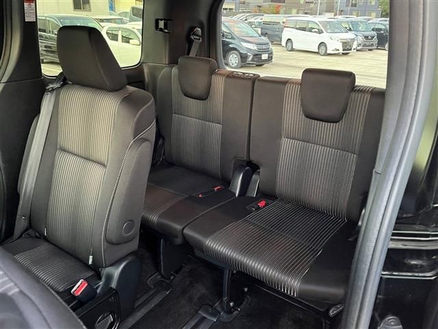 Toyota VOXY 2019-12 27477-3