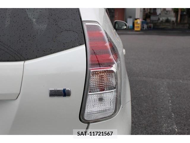 Toyota PRIUS ALPHA 2015-06 322174-12