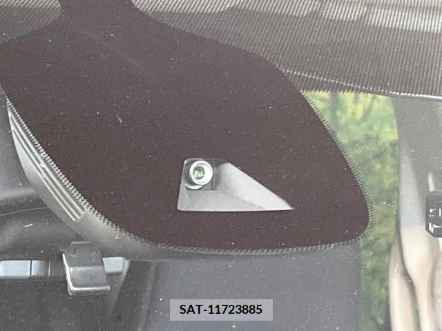 Nissan SERENA 2019-03 239785-2