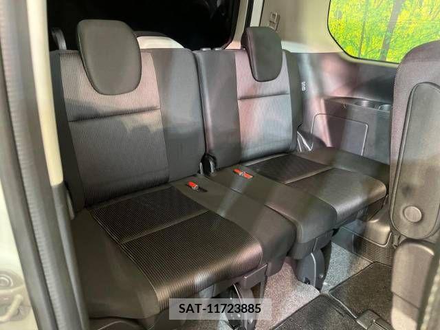 Nissan SERENA 2019-03 239785-10