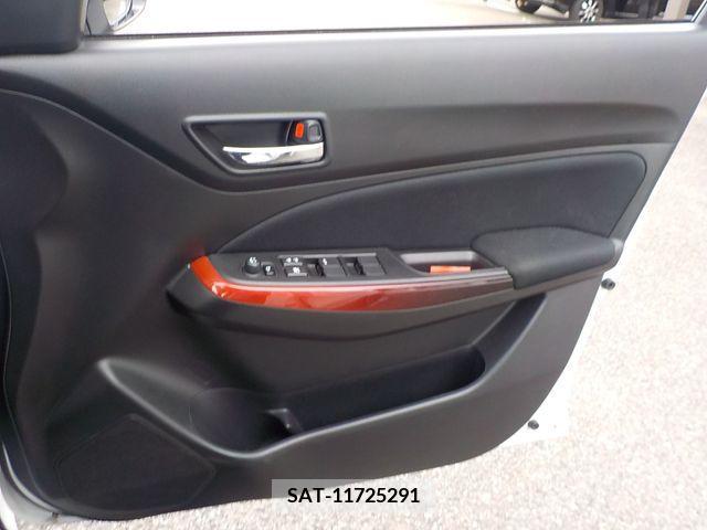 Suzuki SWIFT 2017-09 288624-17